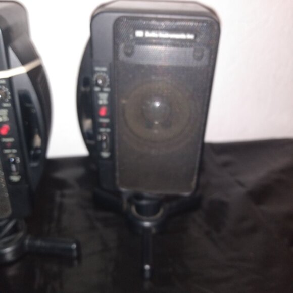 Vintage Seiko Instruments Portable Mini Speakers - Picture 6 of 9